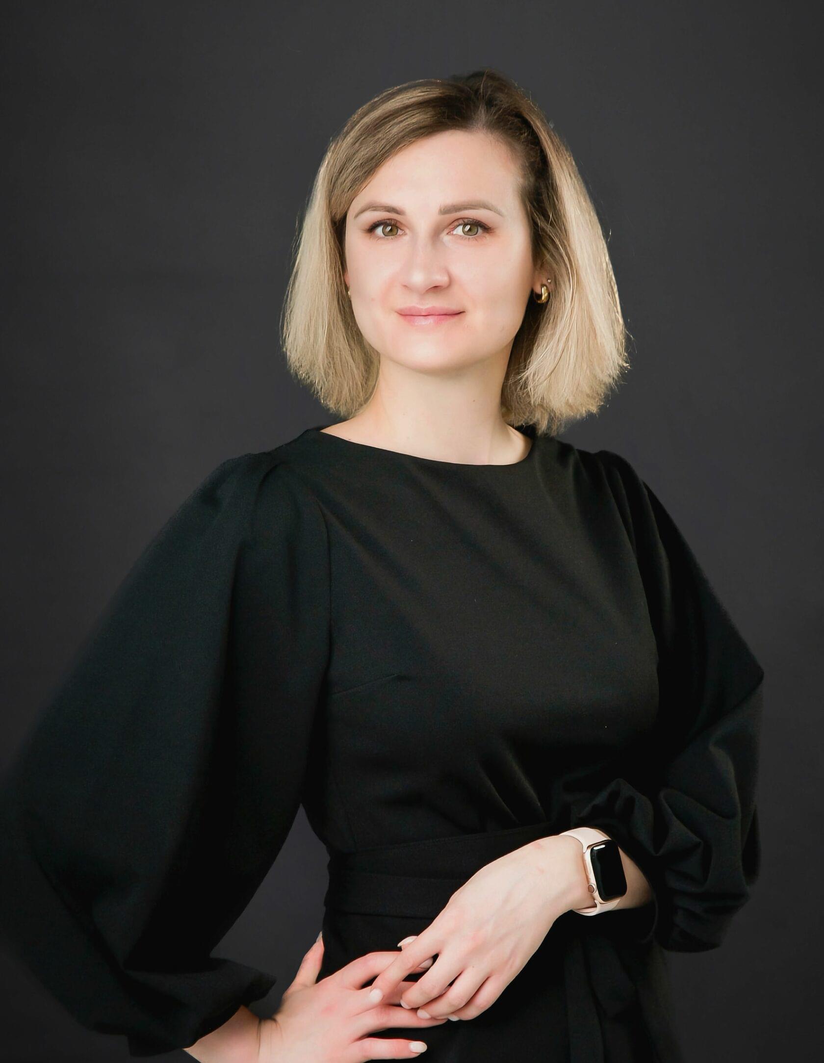 Вероника Захарова